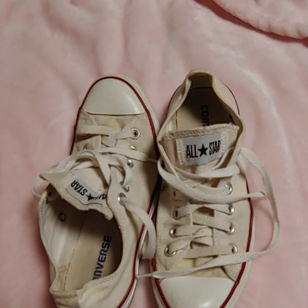 CONVERSE SHOES